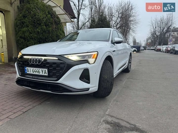 Авто Audi Q8 E-Tron 2023 № 8288615