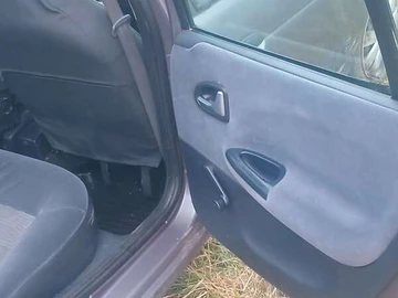 Авто Renault Megane 2002 № 8288644