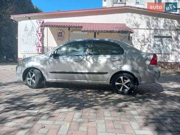 Авто Chevrolet Aveo 2008 № 8288789