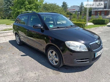 Авто Skoda Fabia 2009 № 8288824