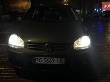 Авто Volkswagen Golf 2004 № 8288838