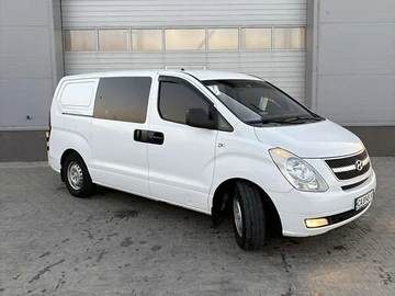 Авто Hyundai H-1 2008 № 8289005