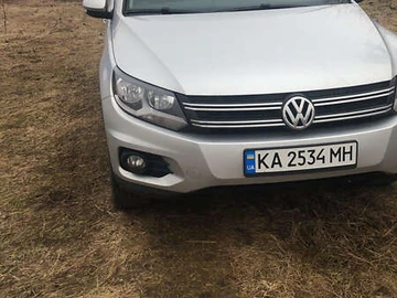 Авто Volkswagen Tiguan 2013 № 8289210