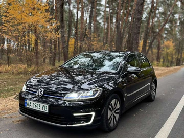 Авто Volkswagen E-Golf 2019 № 8289266