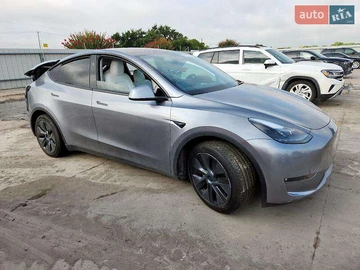 Авто Tesla Model Y 2024 № 8289322