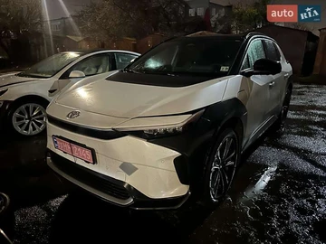 Авто Toyota Bz4X 2023 № 8289386