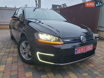 Авто Volkswagen E-Golf 2015 № 8289687