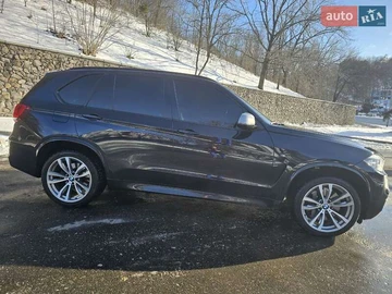 Авто BMW X5 2016 № 8289810