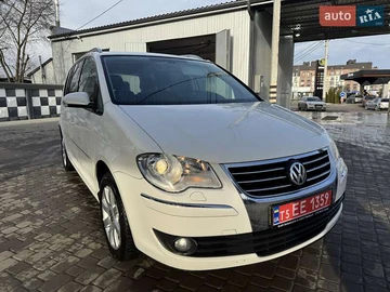 Авто Volkswagen Touran 2008 № 8290075