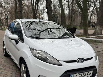 Авто Ford Fiesta 2011 № 8290149