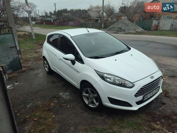Авто Ford Fiesta 2013 № 8290194