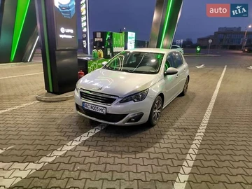 Авто Peugeot 308 2014 № 8290196