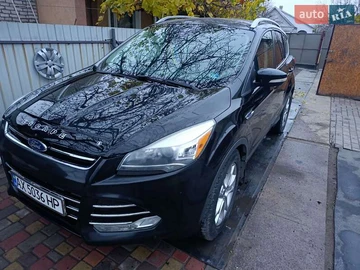 Авто Ford Escape 2015 № 8290270