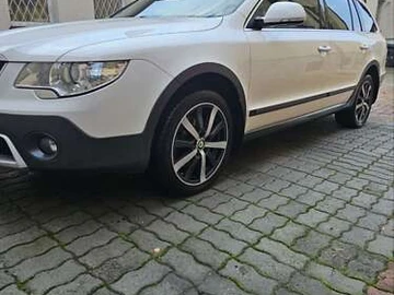 Авто Skoda Superb 2012 № 8290273