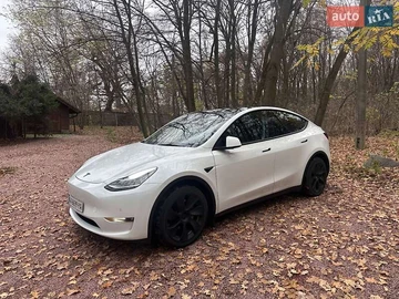 Авто Tesla Model Y 2021 № 8290534