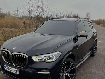 Авто BMW X5 2018 № 8290623