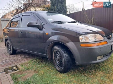 Авто Chevrolet Aveo 2005 № 8290645