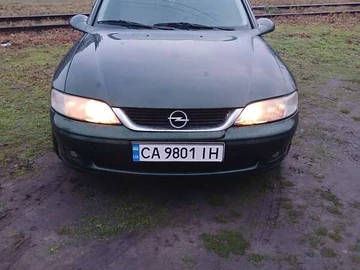 Авто Opel Vectra 1999 № 8290647