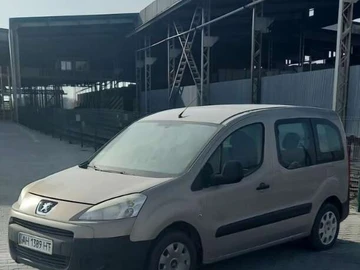 Авто Peugeot Partner 2012 № 8290885