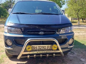 Авто Hyundai H 200 2000 № 8290886