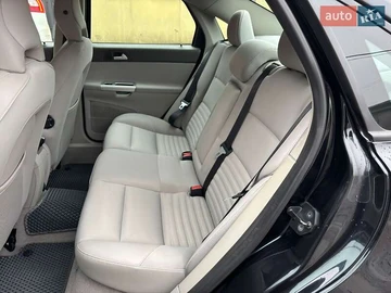 Авто Volvo S40 2010 № 8291225