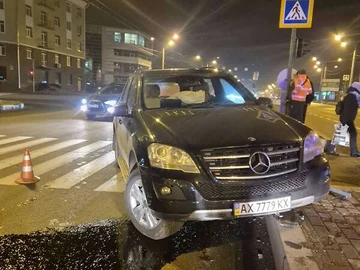 Авто Mercedes M-Class 2011 № 8291244