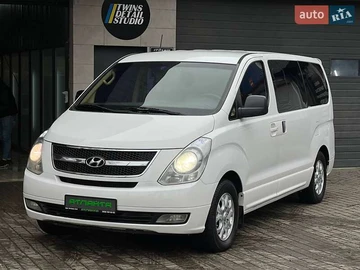 Авто Hyundai H-1 2012 № 8291291