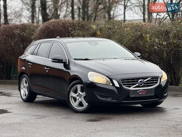 Авто Volvo V60 2012 № 8291301