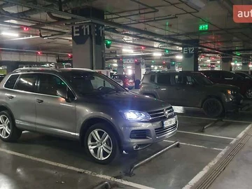 Авто Volkswagen Touareg 2012 № 8291667