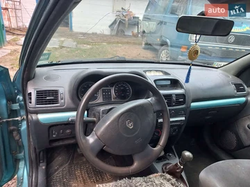 Авто Renault Clio Symbol 2000 № 8291781