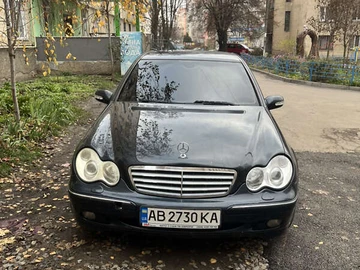 Авто Mercedes C-Class 2004 № 8292059