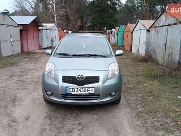Авто Toyota Yaris 2008 № 8292069