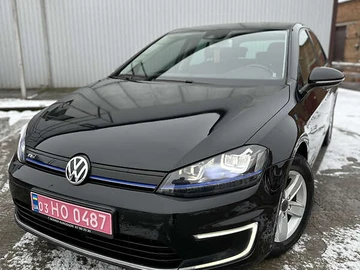 Авто Volkswagen E-Golf 2015 № 8292332