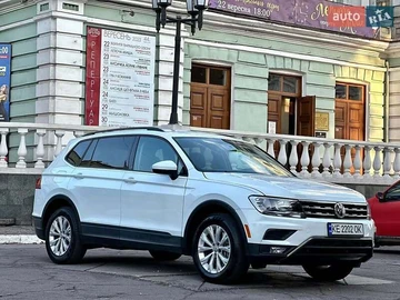 Авто Volkswagen Tiguan 2017 № 8292663