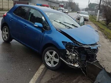 Авто Toyota Auris 2011 № 8292768