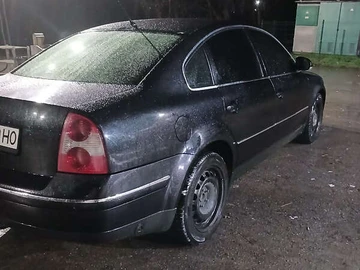 Авто Volkswagen Passat 2003 № 8292790