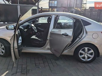 Авто Hyundai Accent 2012 № 8293220