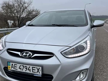 Авто Hyundai Accent 2013 № 8293228