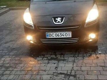 Авто Peugeot 5008 2013 № 8293338