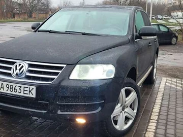 Авто Volkswagen Touareg 2005 № 8293441