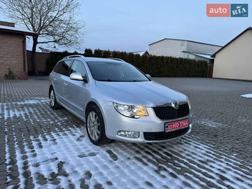 Авто Skoda Superb 2011 № 8293450