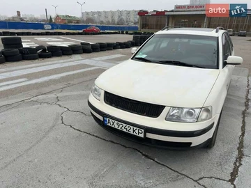 Авто Volkswagen Passat 1999 № 8293634