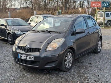 Авто Toyota Yaris 2009 № 8294500