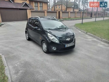 Авто Chevrolet Spark 2011 № 8294515