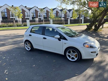 Авто Fiat Grande Punto 2012 № 8294800