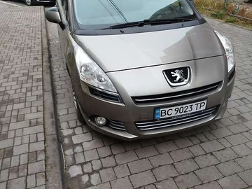 Авто Peugeot 5008 2011 № 8294840