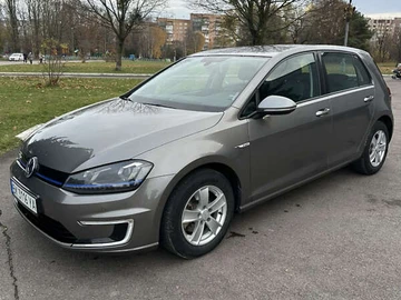 Авто Volkswagen E-Golf 2015 № 8294862