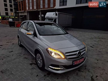 Авто Mercedes B-Class 2015 № 8295018