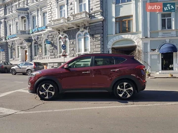 Авто Hyundai Tucson 2016 № 8295175