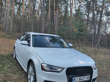 Авто Audi A4 2015 № 8295332